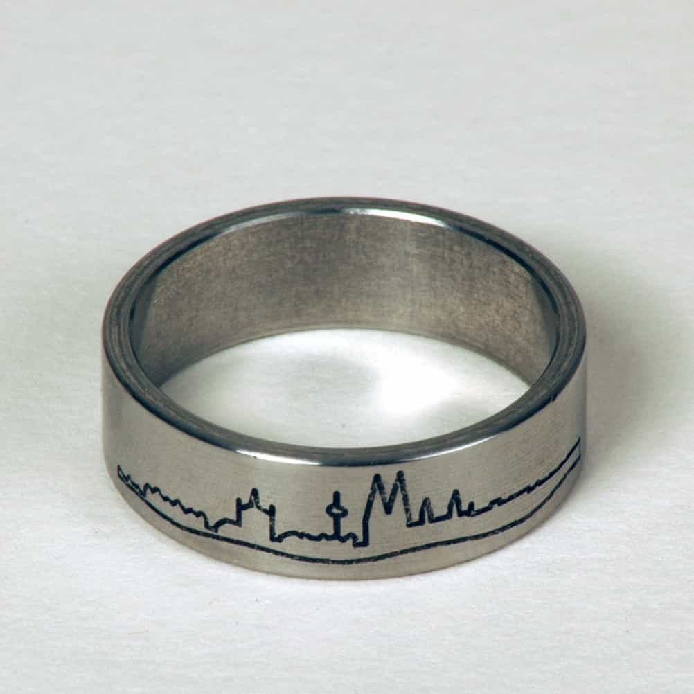 Köln-Ring Dom Schmuck mit Skyline in Edelstahl